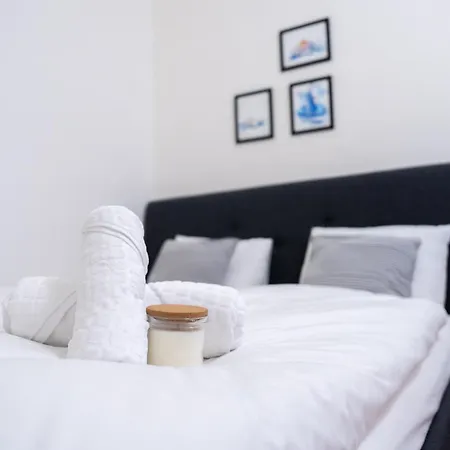 Crystal In Center Of Apartment